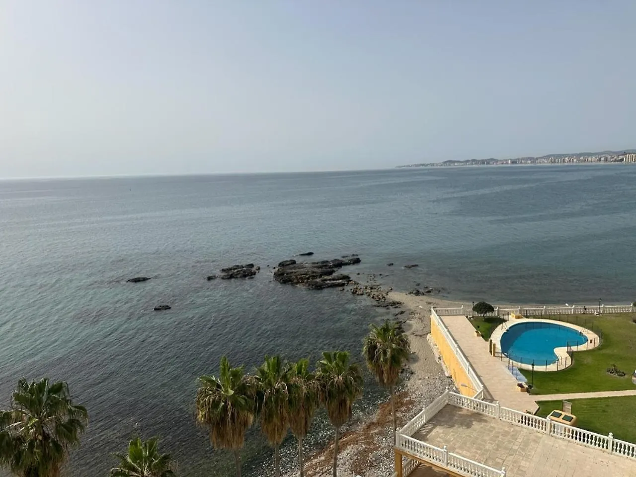 Apartamento La Perla Beach Benalmádena