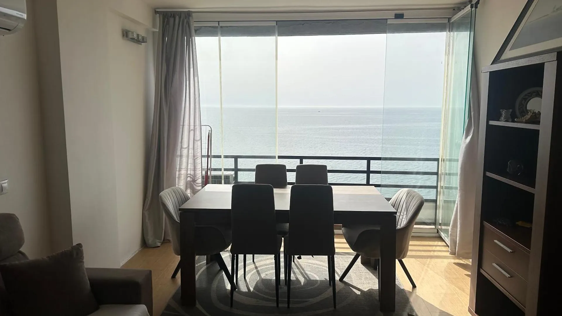 Apartamento La Perla Beach Benalmádena